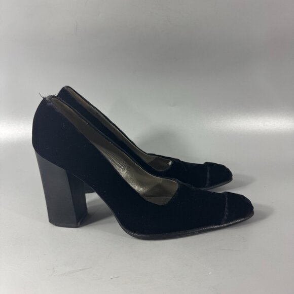 Prada Pointed Toe Black Velvet High Heel Pumps, Size 36.5 - Picture 2 of 16